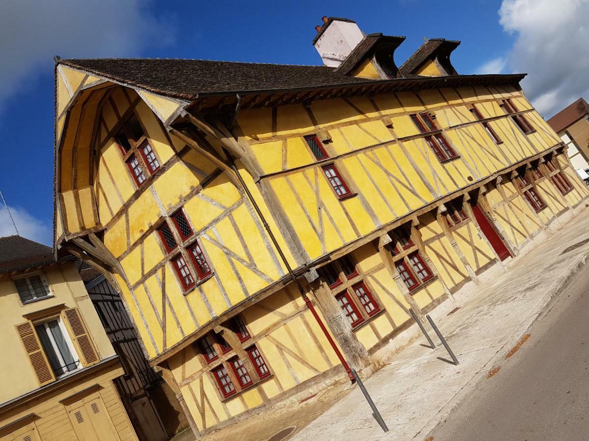 Appartement Du Vieux Troyes Esterno foto