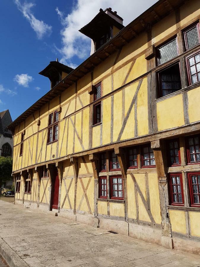 Appartement Du Vieux Troyes Esterno foto